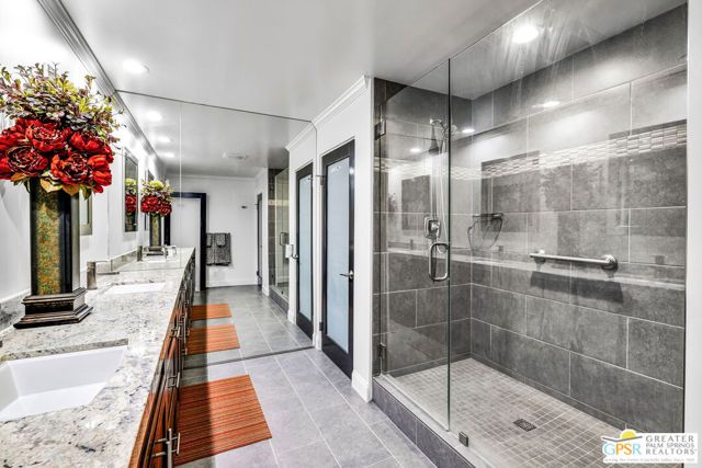 1660 S La Reina Way 1A, Palm Springs, CA 92264