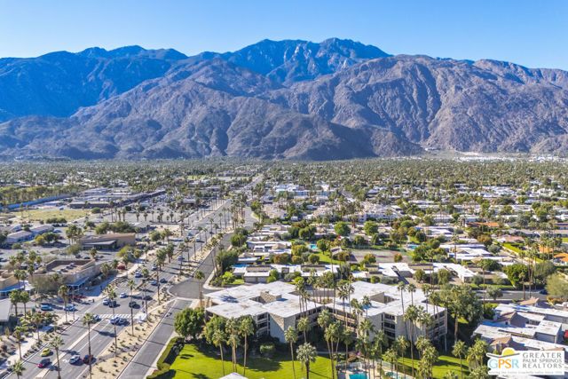 1660 S La Reina Way 1A, Palm Springs, CA 92264