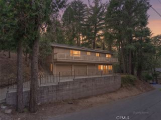 1050 Jungfrau, Crestline, CA 92325