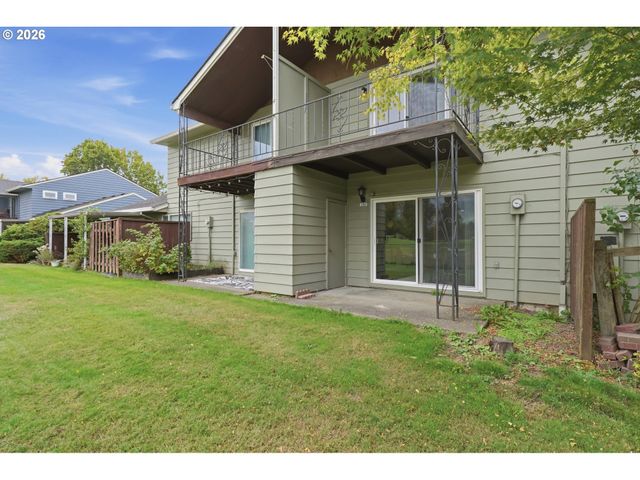 1304 Ne HOGAN Dr, Gresham, OR 97030