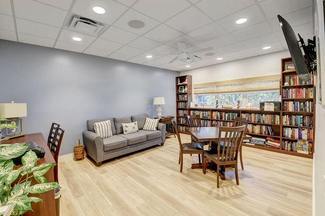 2717 Florida Boulevard 423, Delray Beach, FL 33483