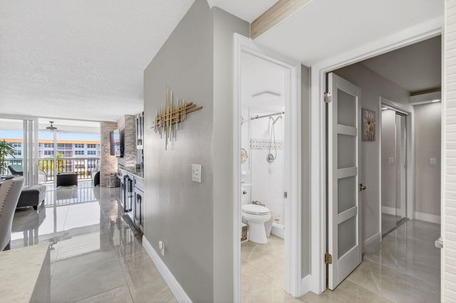 2717 Florida Boulevard 423, Delray Beach, FL 33483