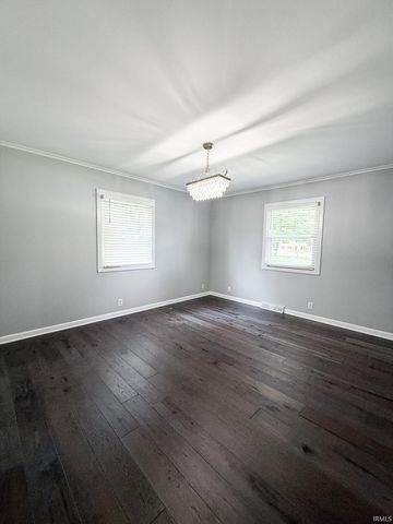 15703 Old State Road, Evansville, IN 47725