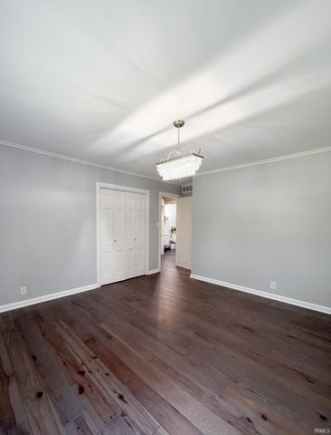 15703 Old State Road, Evansville, IN 47725