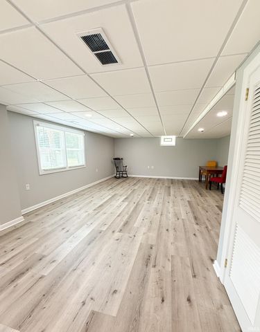 15703 Old State Road, Evansville, IN 47725