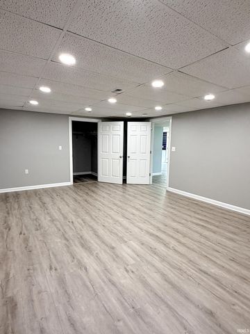 15703 Old State Road, Evansville, IN 47725