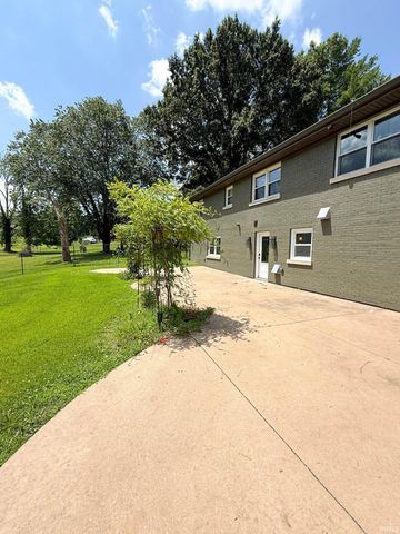 15703 Old State Road, Evansville, IN 47725