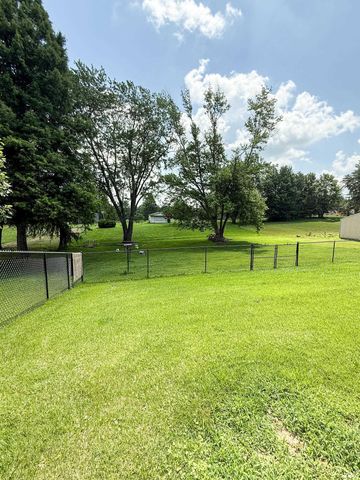 15703 Old State Road, Evansville, IN 47725