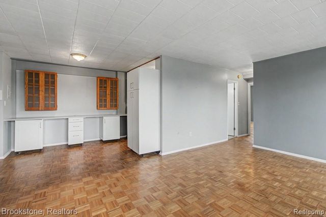 8300 E Jefferson Avenue 308, Detroit, MI 48209