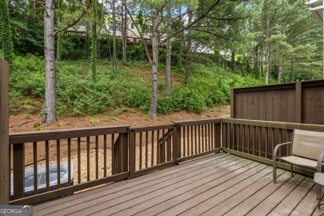 1140 Liberty Parkway NW, Atlanta, GA 30318