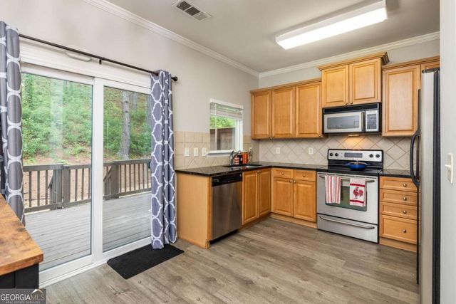 1140 Liberty Parkway NW, Atlanta, GA 30318