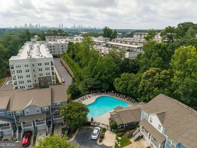 1140 Liberty Parkway NW, Atlanta, GA 30318