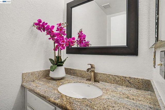 14374 Outrigger, San Leandro, CA 94577
