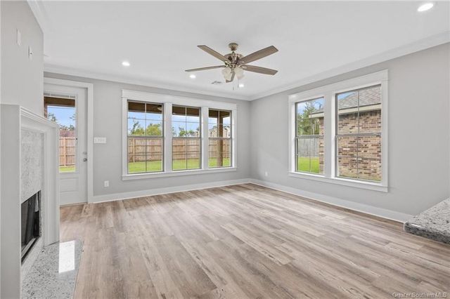 556 Sheila Drive, Sulphur, LA 70663