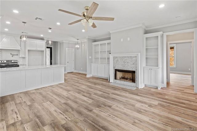 556 Sheila Drive, Sulphur, LA 70663
