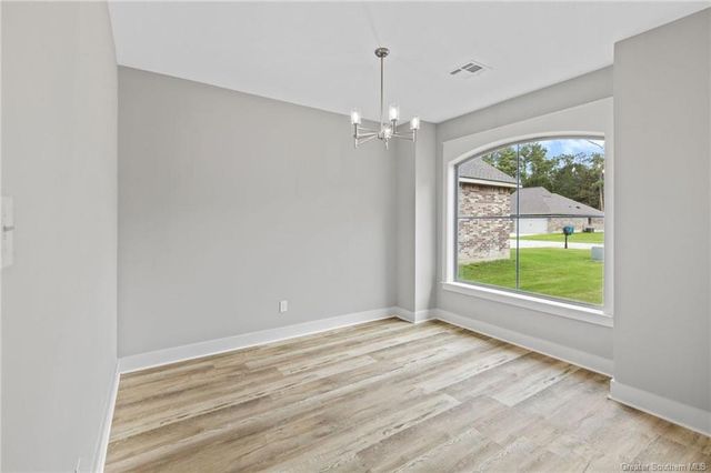 556 Sheila Drive, Sulphur, LA 70663