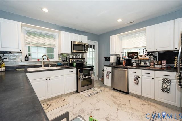 5510 Alberta Rd, Midlothian, VA 23832