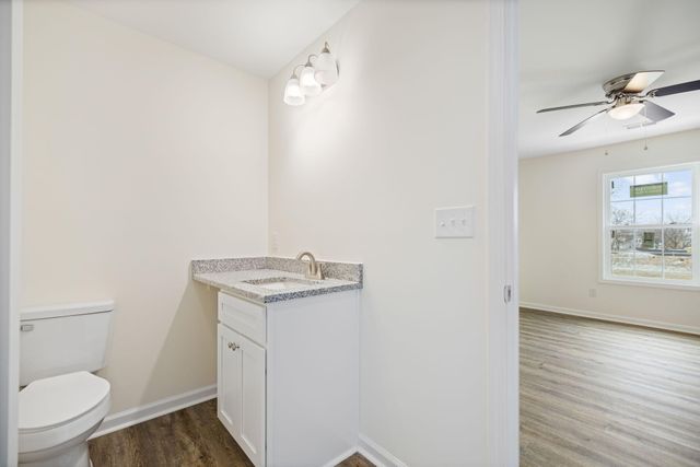 237 Waveland Avenue 402, Danville, KY 40422