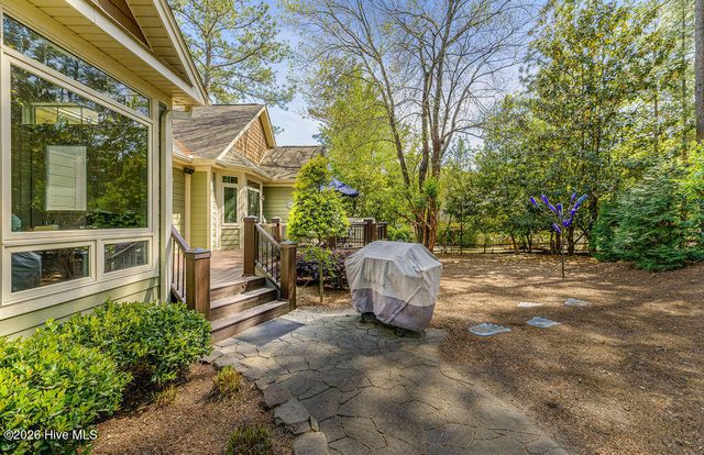 2 Fur Court W, Pinehurst, NC 28374