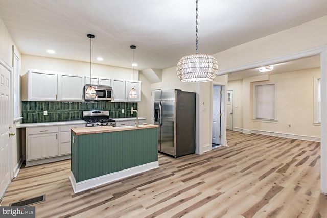 205 E 25TH ST, Wilmington, DE 19802