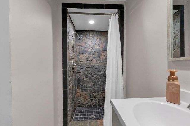 6205 Grant Street, St Joseph, MO 64504