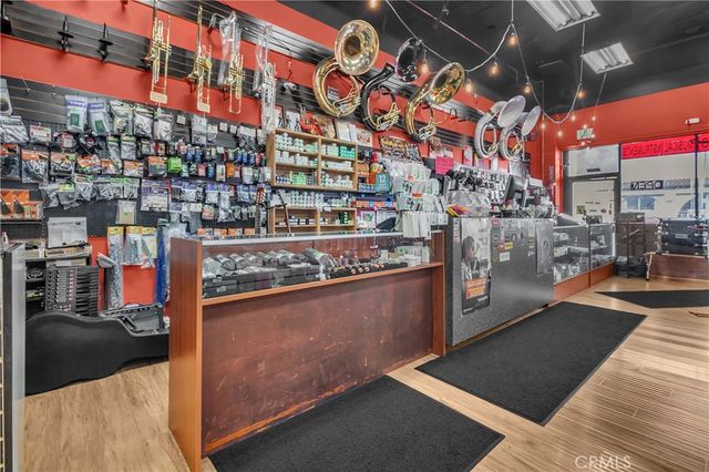 5110 Whittier, Los Angeles, CA 90022