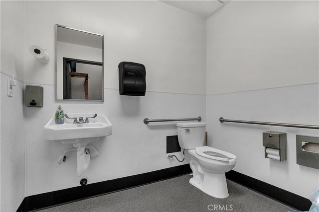 5110 Whittier, Los Angeles, CA 90022