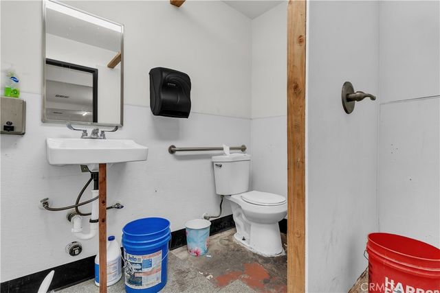 5110 Whittier, Los Angeles, CA 90022