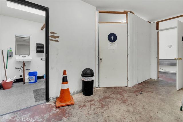 5110 Whittier, Los Angeles, CA 90022