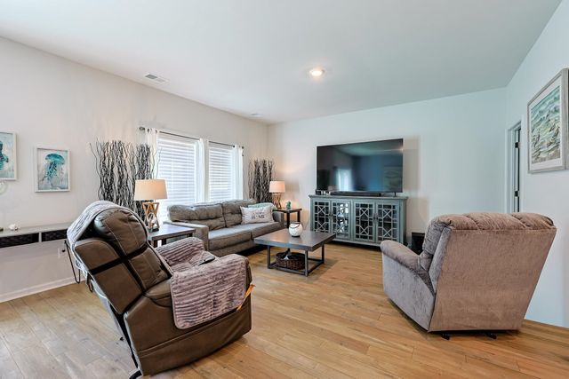 352 Hidden Cove Dr., Little River, SC 29566