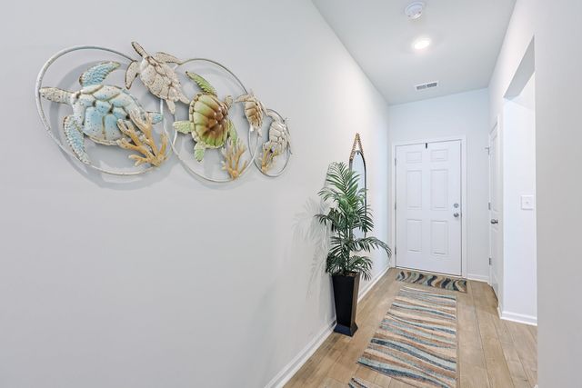 352 Hidden Cove Dr., Little River, SC 29566
