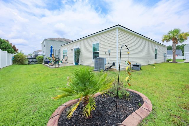 352 Hidden Cove Dr., Little River, SC 29566
