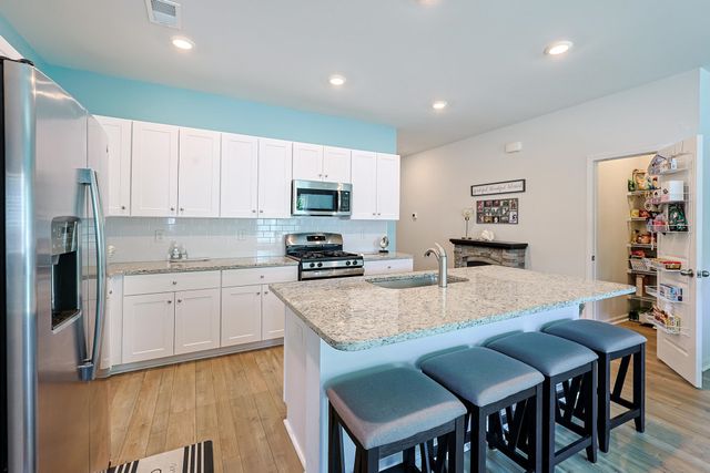352 Hidden Cove Dr., Little River, SC 29566