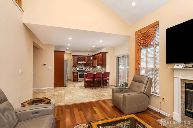 33 Yorktown Road, South Brunswick, NJ 08852