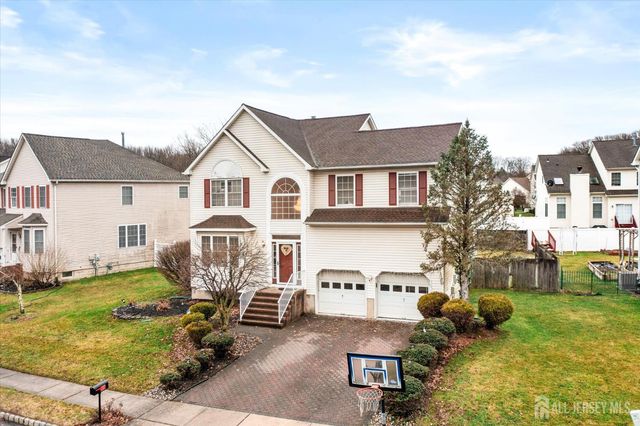 33 Yorktown Road, South Brunswick, NJ 08852