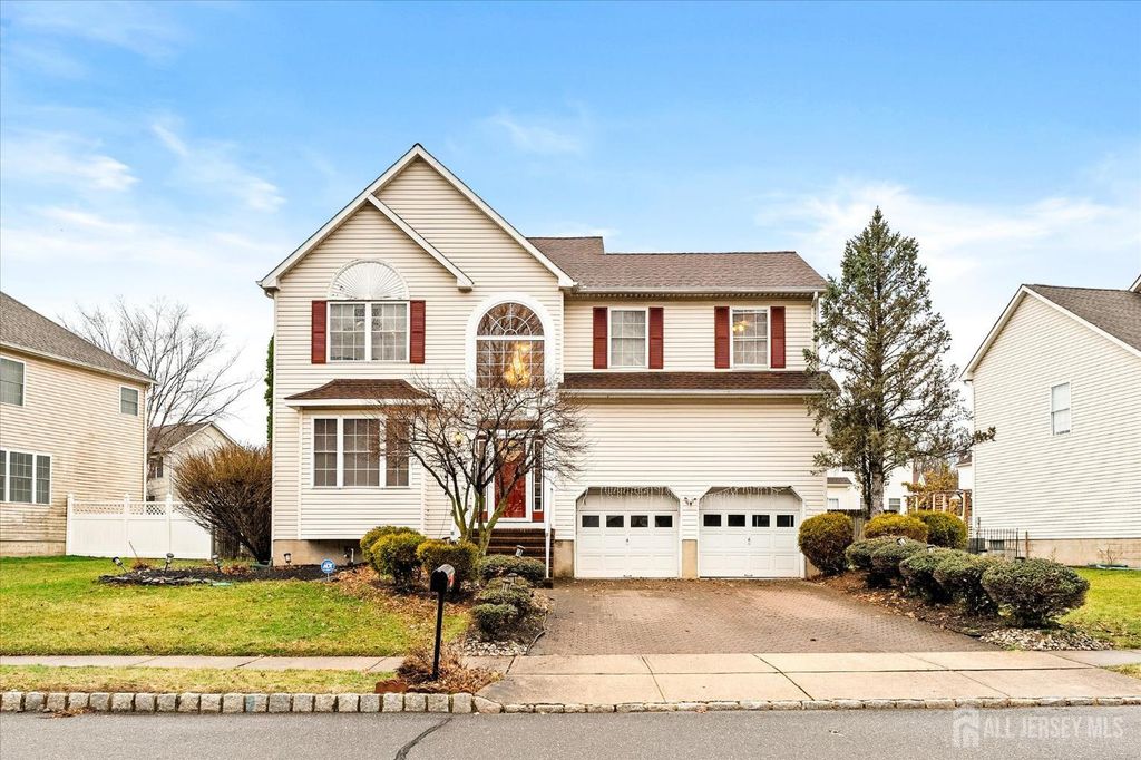 33 Yorktown Road, South Brunswick, NJ 08852