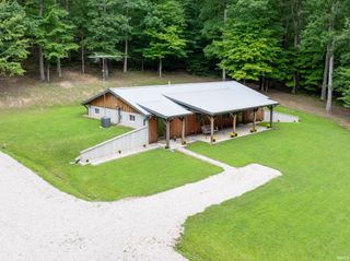 2771 Old Vincennes Road, Mitchell, IN 47446