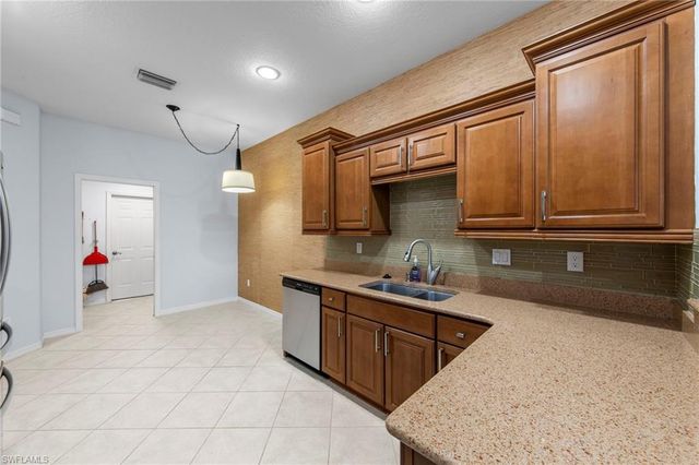 20042 Larino LOOP, Estero, FL 33928