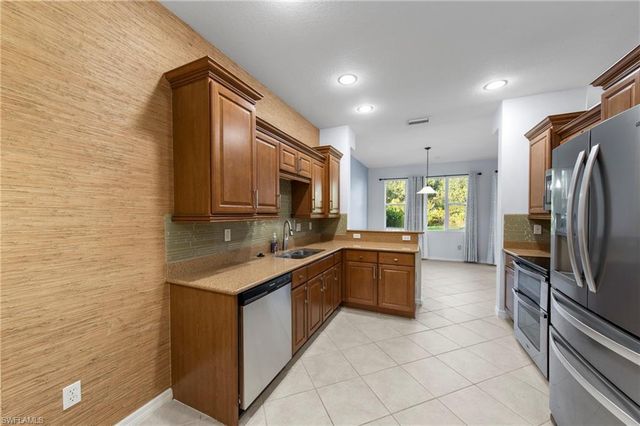 20042 Larino LOOP, Estero, FL 33928