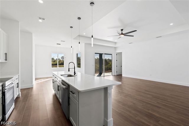 97 Brig CIR E, Placida, FL 33946