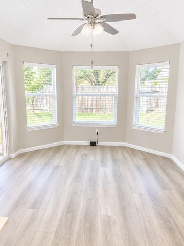 4811 Kentwalk Drive, Houston, TX 77041