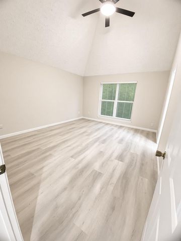 4811 Kentwalk Drive, Houston, TX 77041