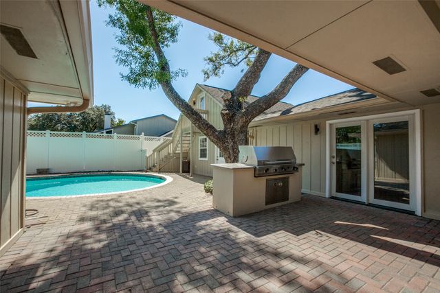 2700 Quail Ridge Drive, Carrollton, TX 75006