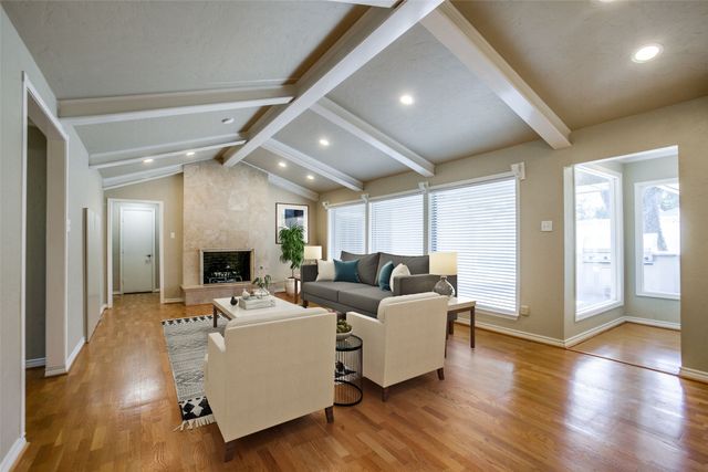 2700 Quail Ridge Drive, Carrollton, TX 75006