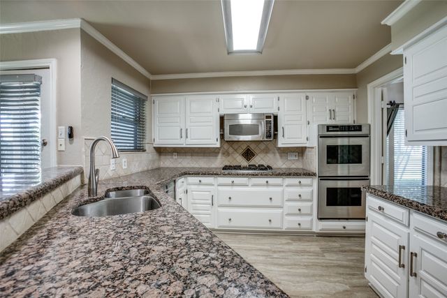 2700 Quail Ridge Drive, Carrollton, TX 75006