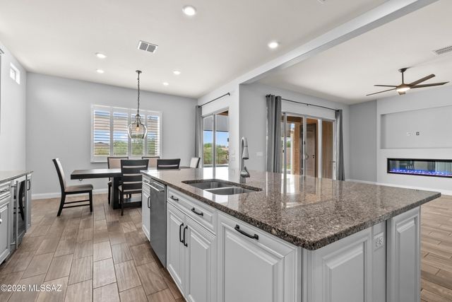 12947 N Morgan Ranch Road, Oro Valley, AZ 85755