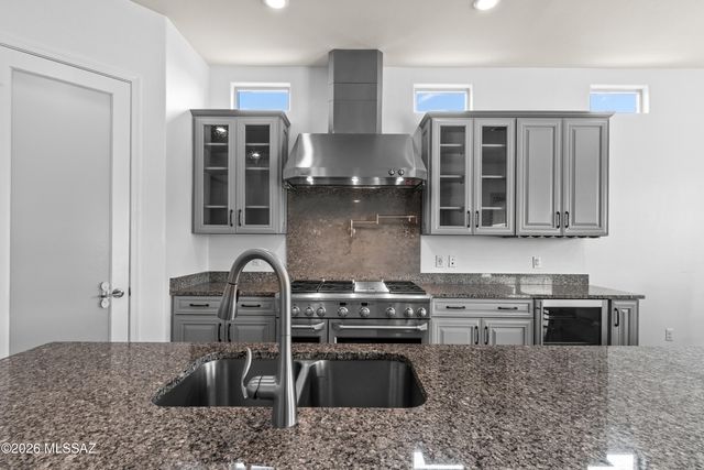 12947 N Morgan Ranch Road, Oro Valley, AZ 85755