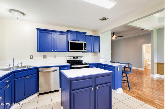 115 Tulip Tree Lane, Broussard, LA 70518