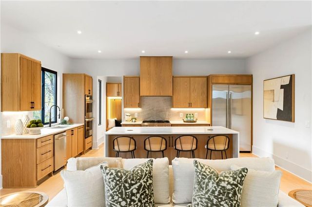 2383 Poplar Springs NE Drive, Brookhaven, GA 30319