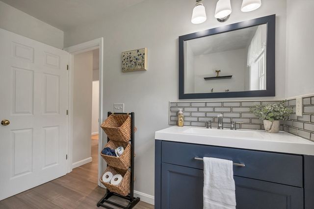 537 Pingree Hill, Auburn, NH 03032